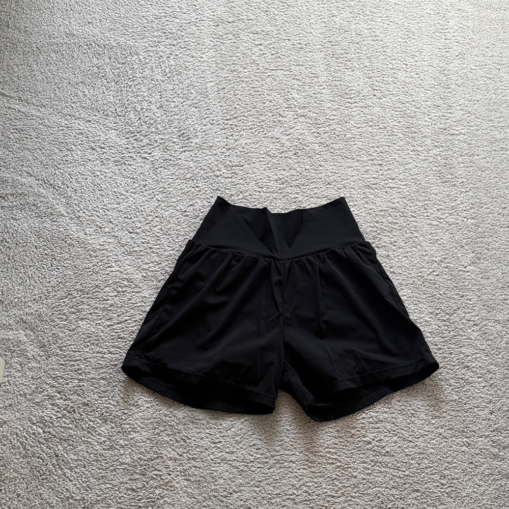 HALARA Black High-Waist 5”Women's Shorts